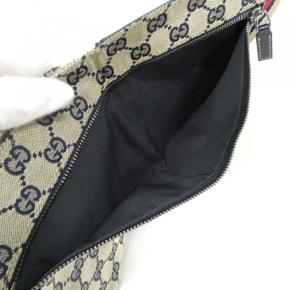 GUCCI Cream Fanny Pack - Picture 10 of 10